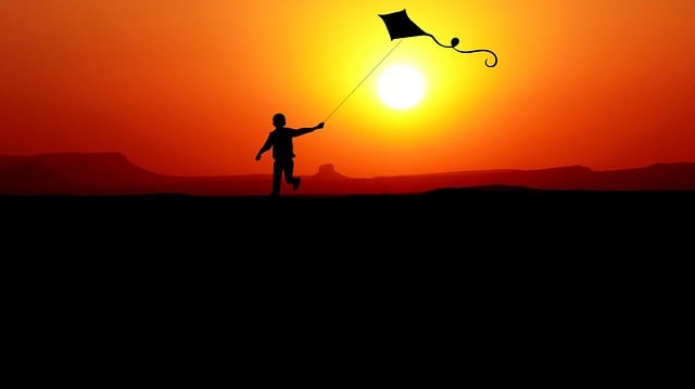 Free sunset child game illustration
