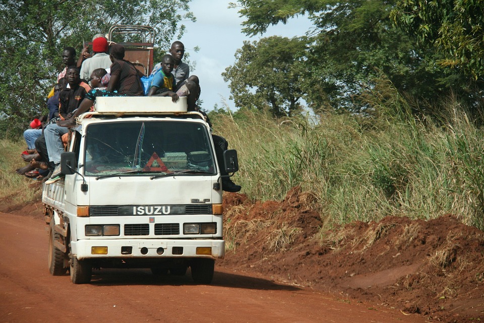 Lot de 5 votures afrcane | Selency | Voture, Camon man, Camon transport