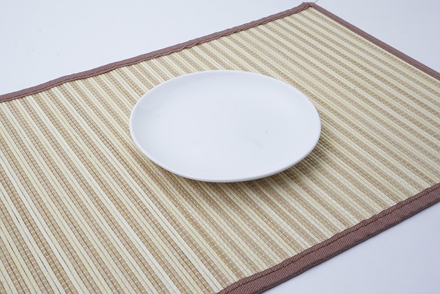 Free Plate Tablecloth photo and picture