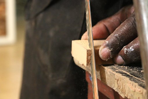 Free Saw Sawdust photo and picture