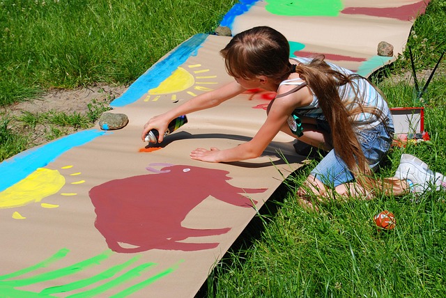 Free Painting Child photo and picture