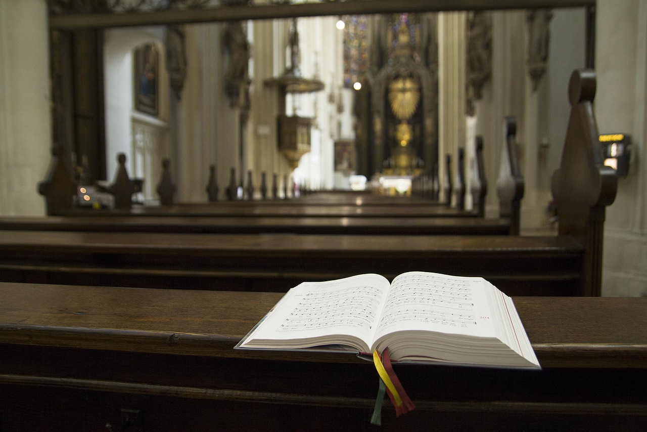 Church - free online jigsaw puzzle photo
