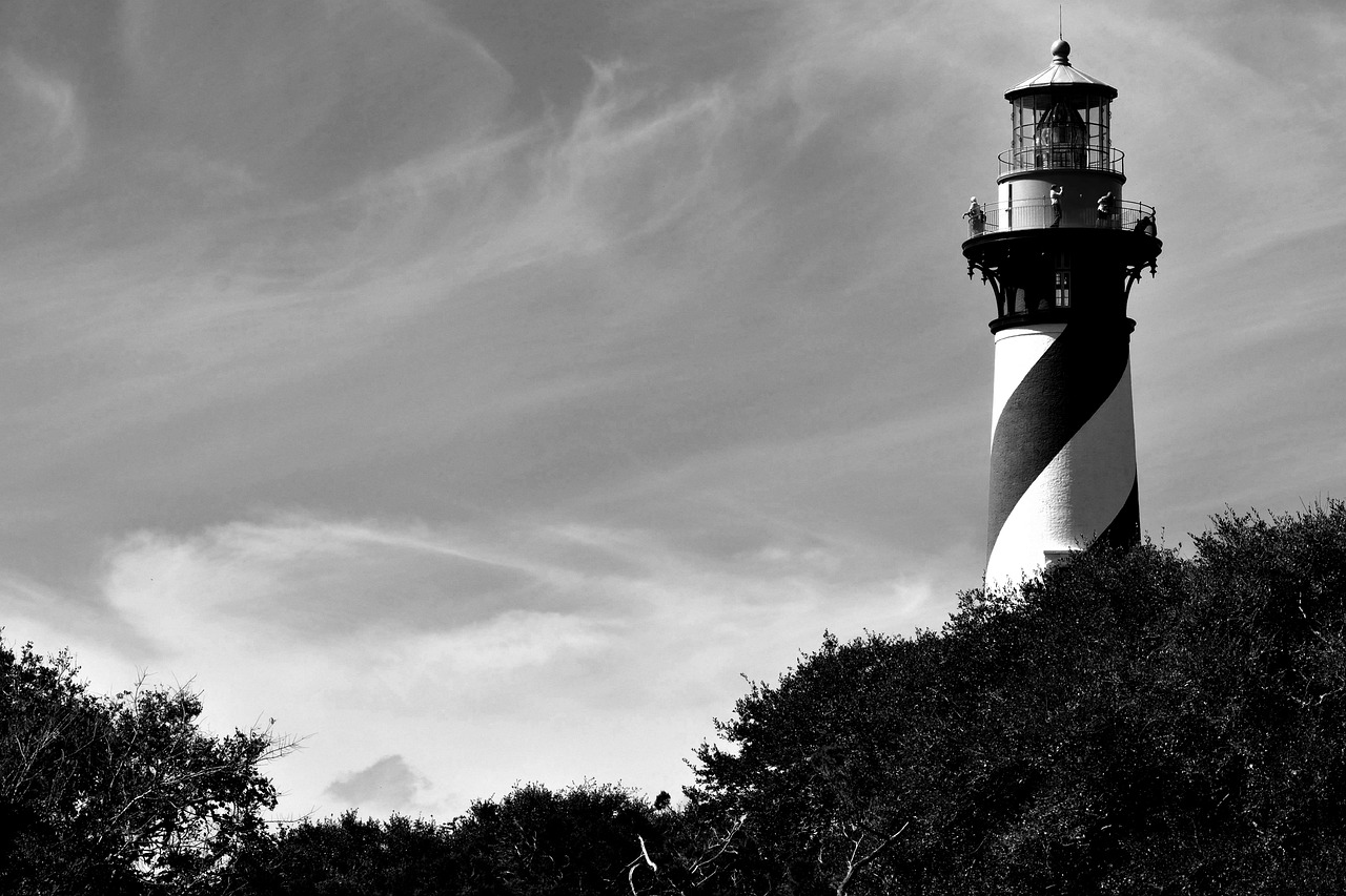 Lighthouse - free online jigsaw puzzle photo
