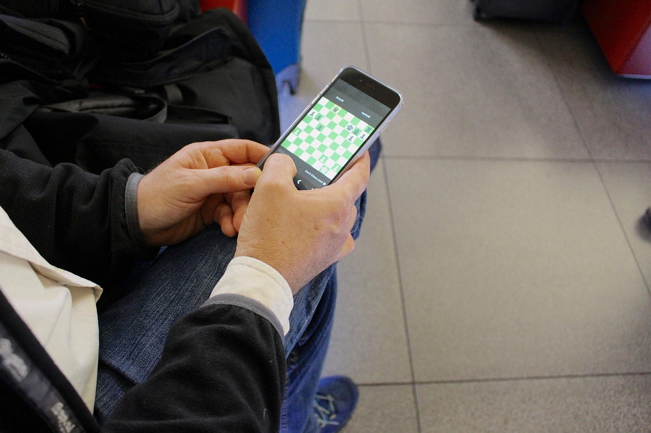 Exploring VoiceThread: A Tool for Engaging Communication