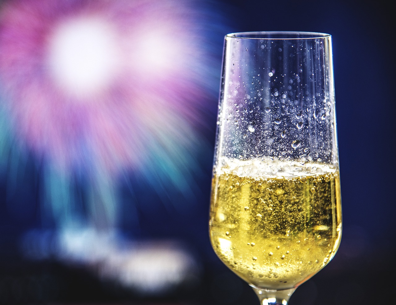 alcohol-4013270_1280.jpg