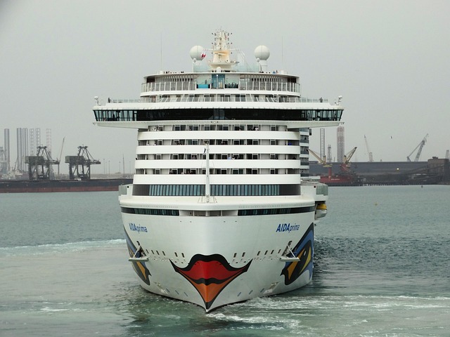 Free Cruise Ship Ship photo and picture