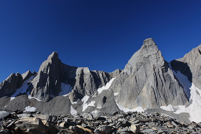 Free Mountains Hike photo and picture