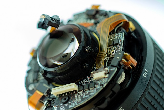 lens, technology, defect, repair, photography, the heart of photography, precision mechanics, broken, mechanics, lens, lens, lens, lens, lens, repair, repair, broken
