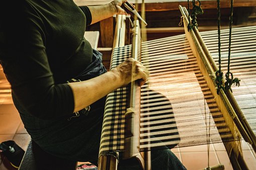 Free Weaving Hand photo and picture