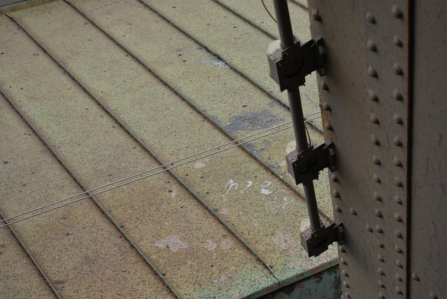 Free Eiffel Tower Metal photo and picture