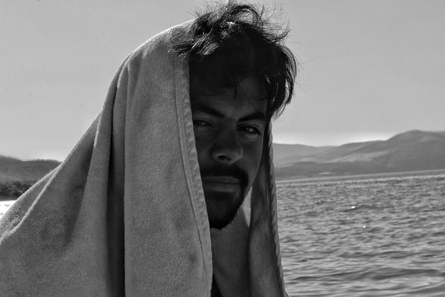 Free The Lake On The Raft Human photo and picture
