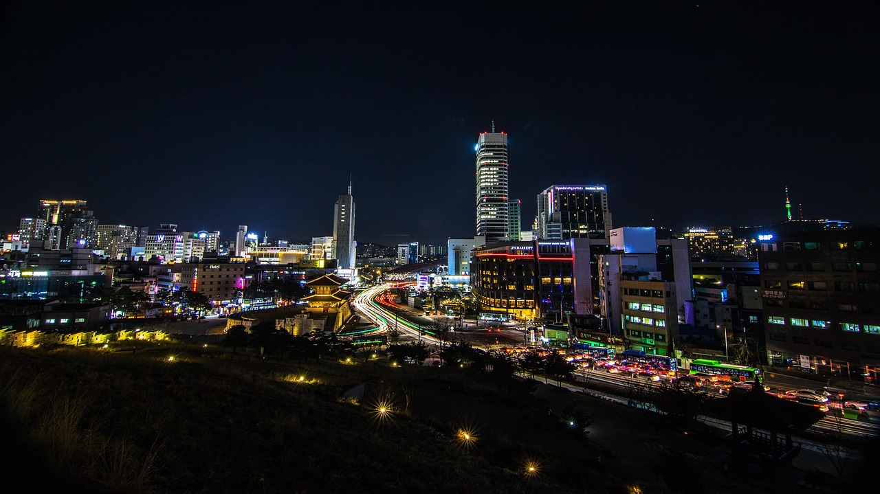 Night City - free online jigsaw puzzle photo