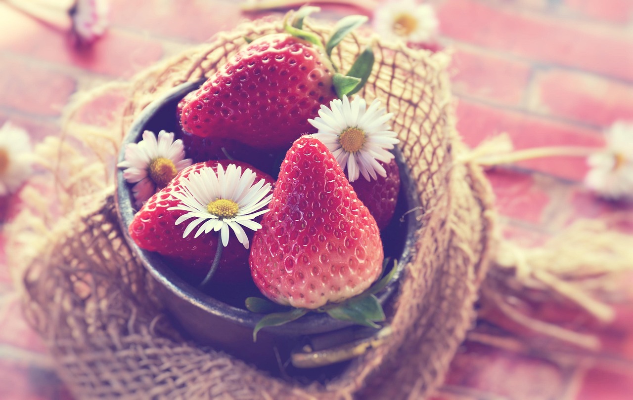 Strawberries - free online jigsaw puzzle photo