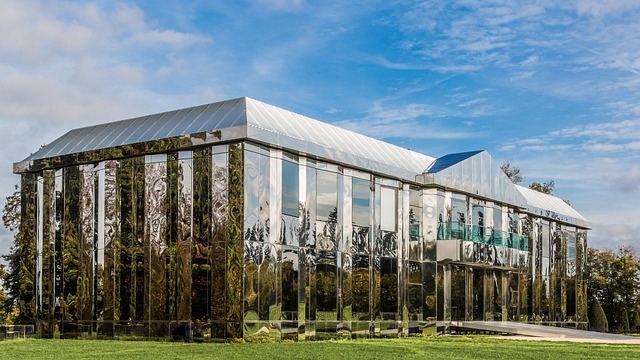 Free Meaux Building photo and picture