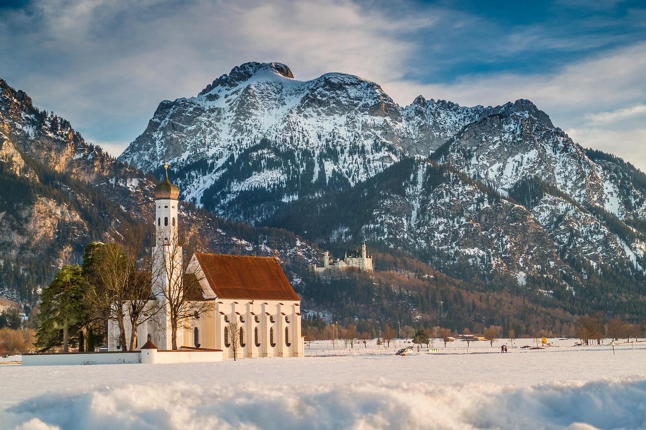Church - free online jigsaw puzzle photo