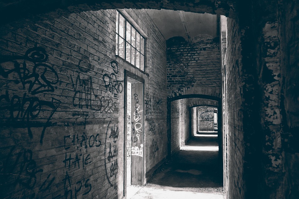 Misplaced Building Lost Places Building Given Up - Free photo on Pixabay