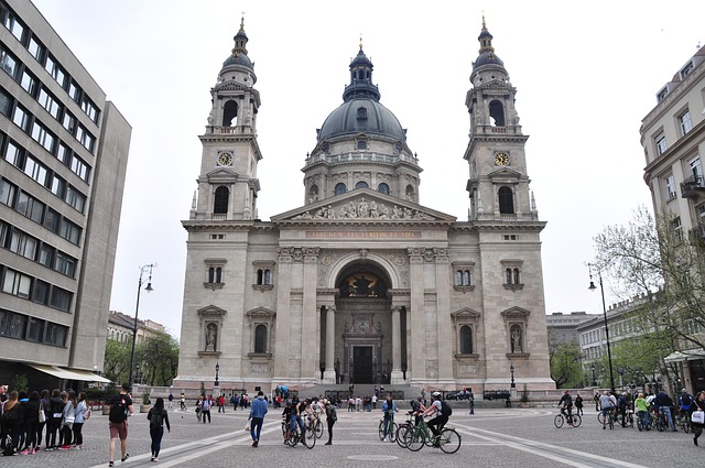 Free Budapest Basilica photo and picture