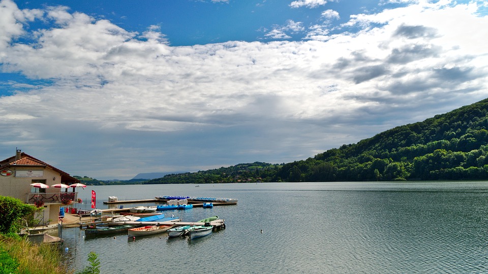 lac-paladru-charavines-photo-gratuite-sur-pixabay-pixabay