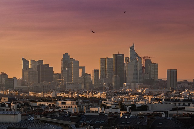 Free Paris Tourism photo and picture