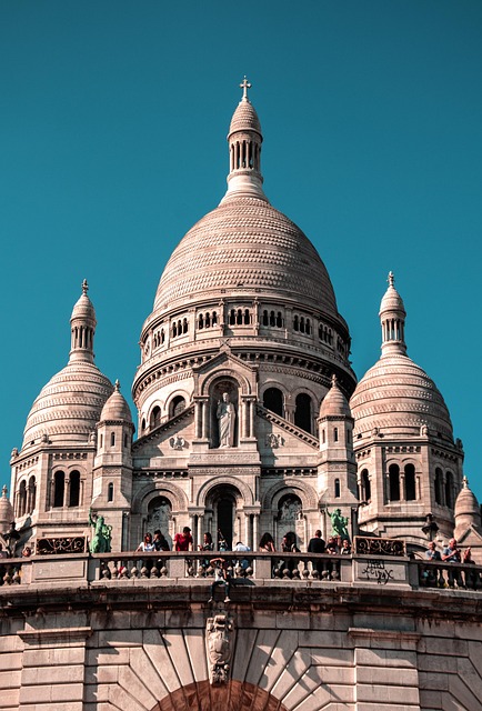 Free Paris Montmartre photo and picture