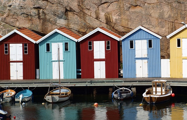 Free Boat Fish Stall photo and picture