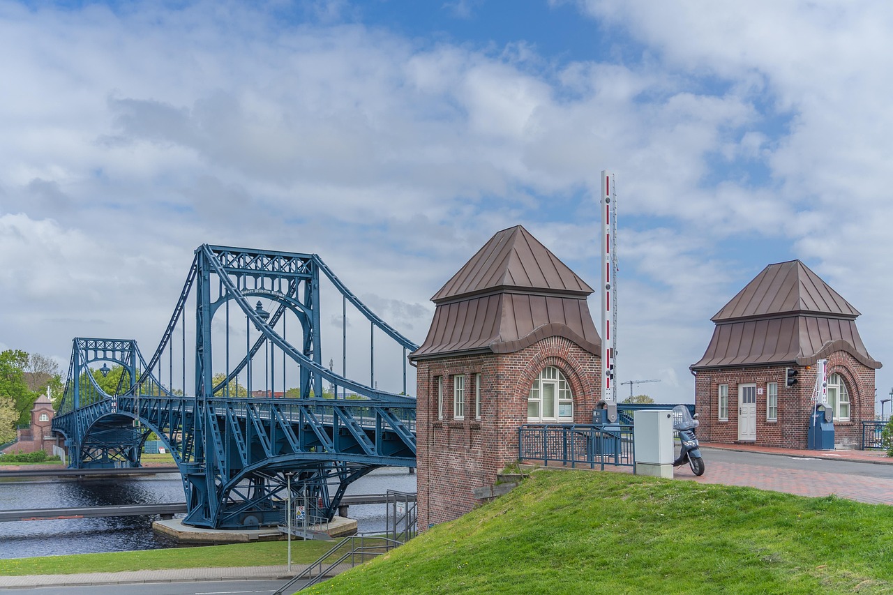 Kaiser Wilhelm Bridge - free online jigsaw puzzle photo
