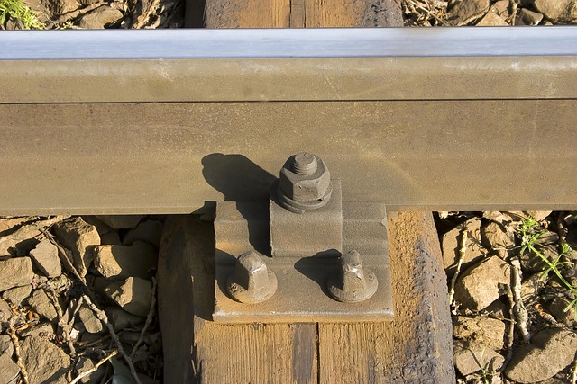 Free Underlay Bolts photo and picture