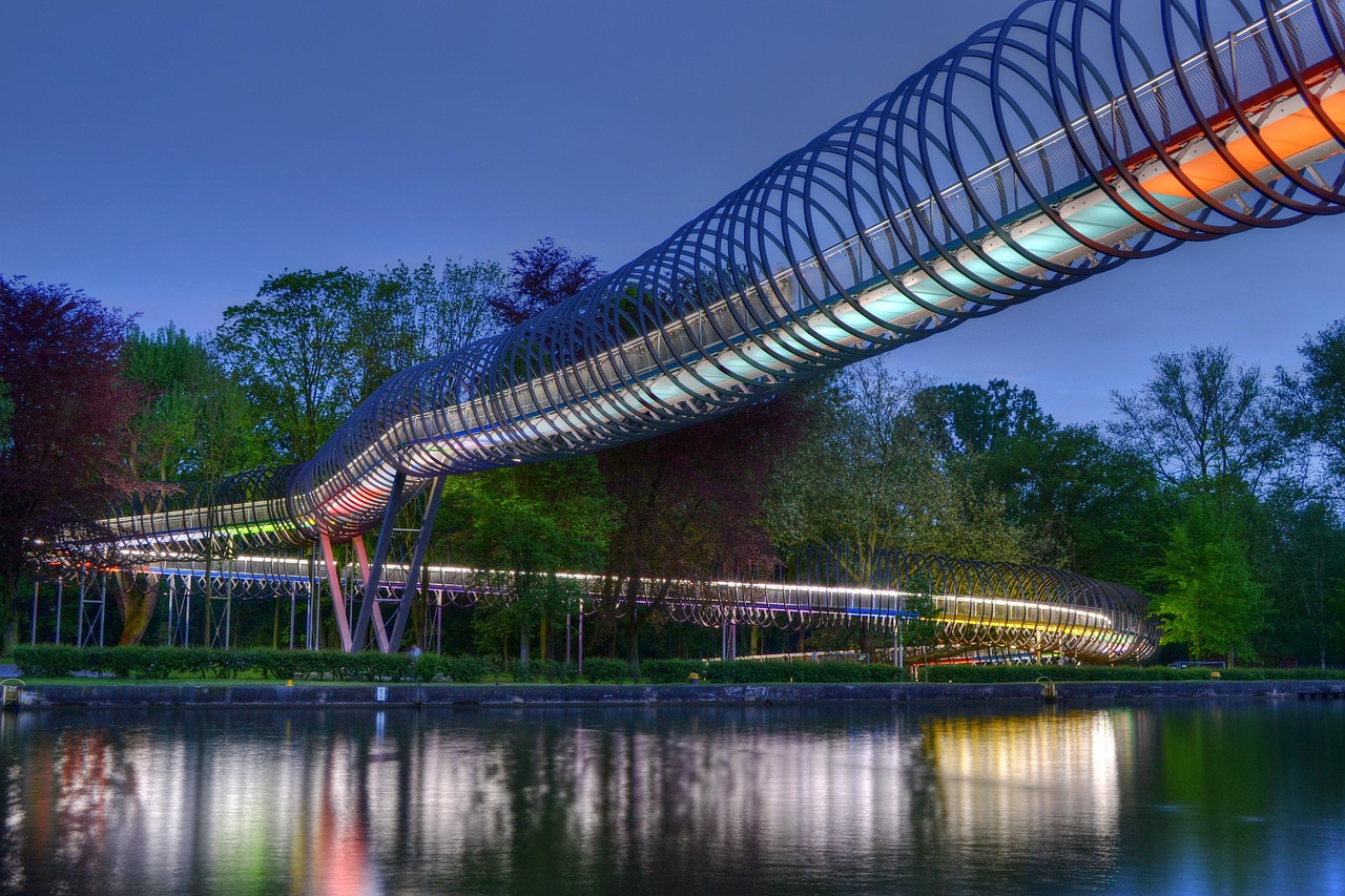 Slanky Spring Slinky Springs To Fame Pont - Photo gratuite sur Pixabay - Pixabay
