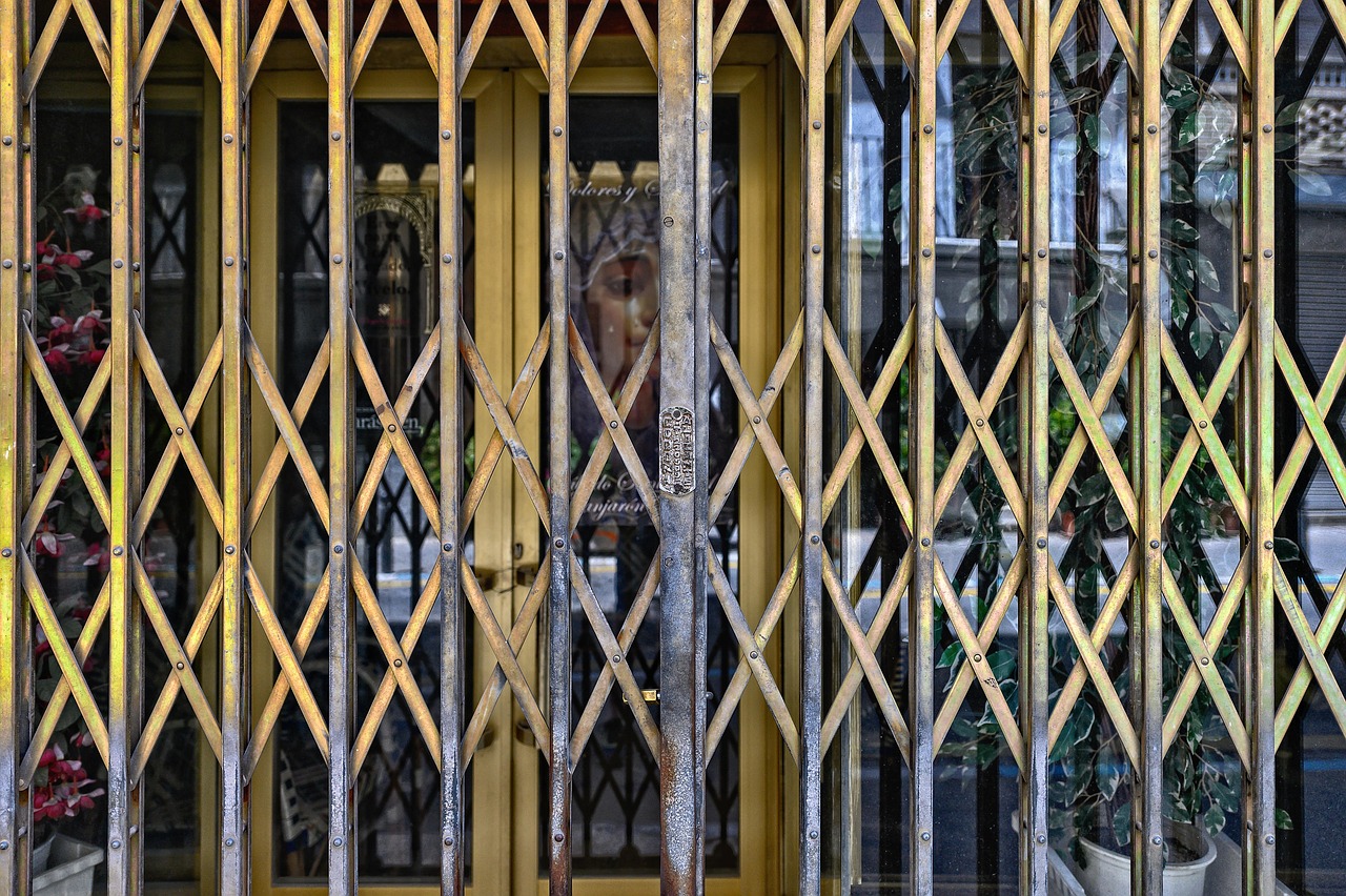 Download free HD stock image of Grid Locked Free Grid Locked photo and picture