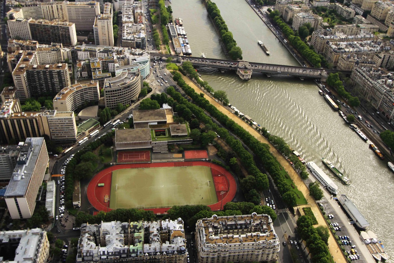 Seine River - free online jigsaw puzzle photo