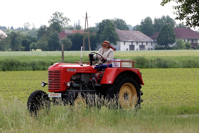 Free Tractor The Woman At The Wheel photo and picture