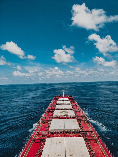 Free Loading Unloading photo and picture