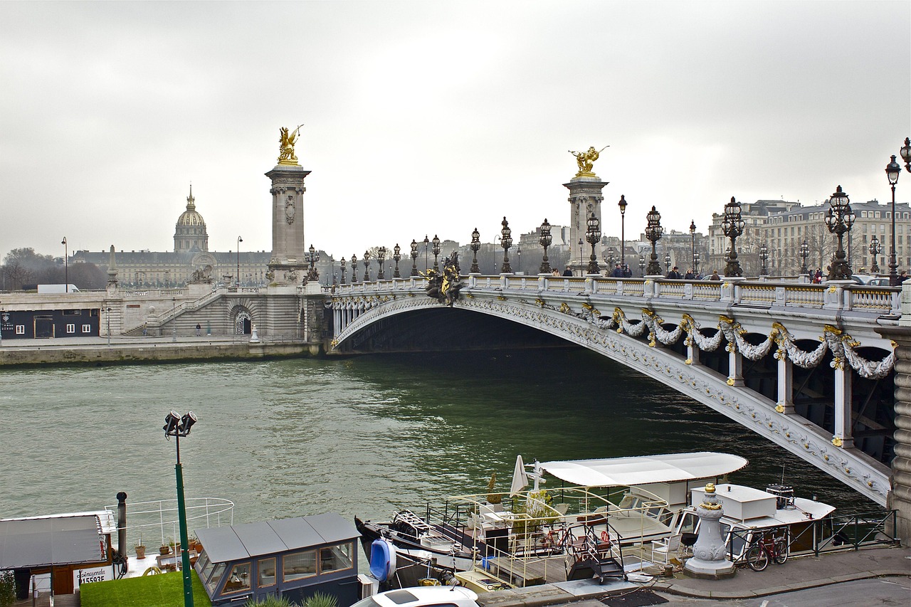 Paris - free online jigsaw puzzle photo