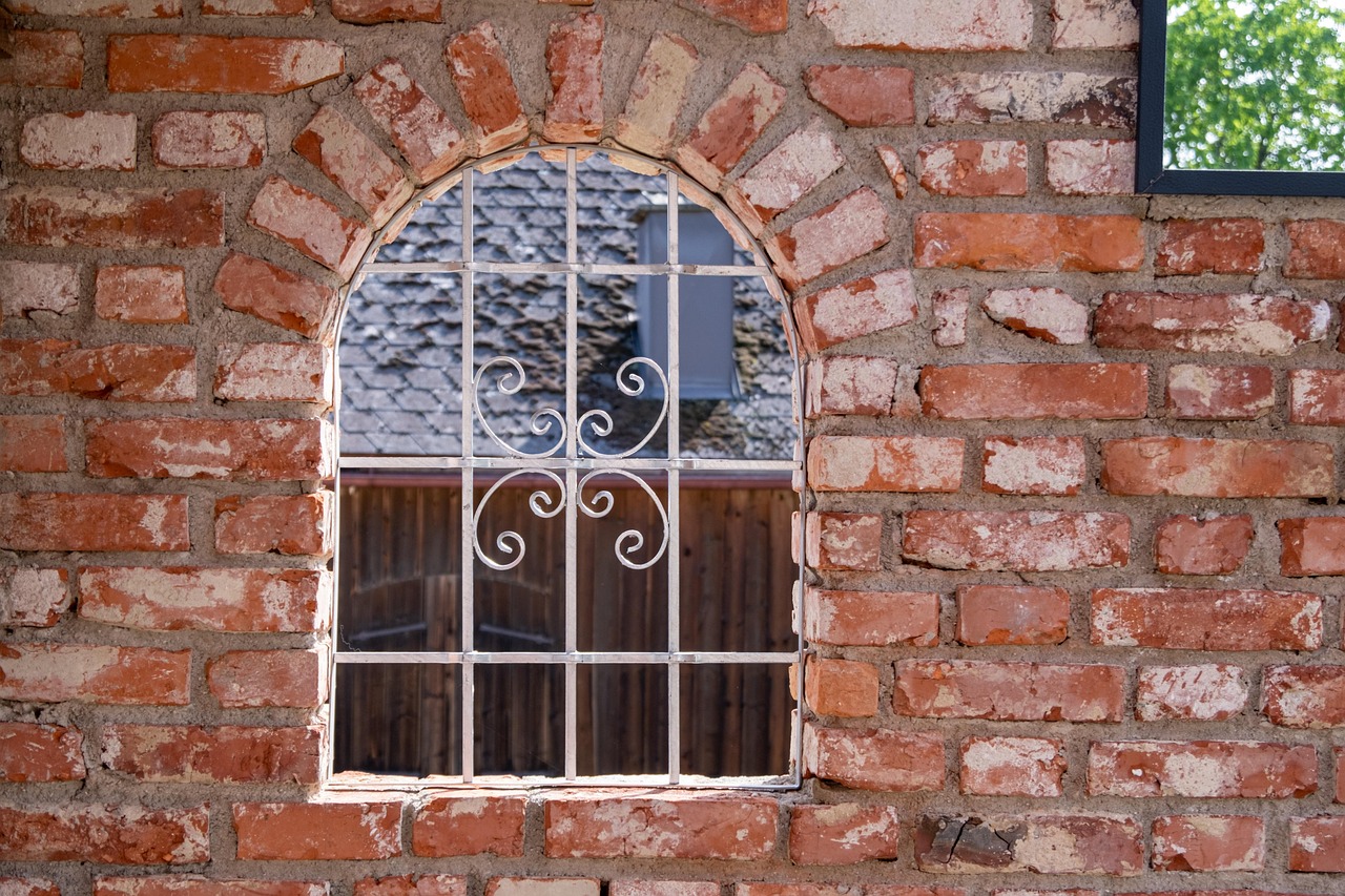Download free HD stock image of Window Building Free Window Building photo and picture