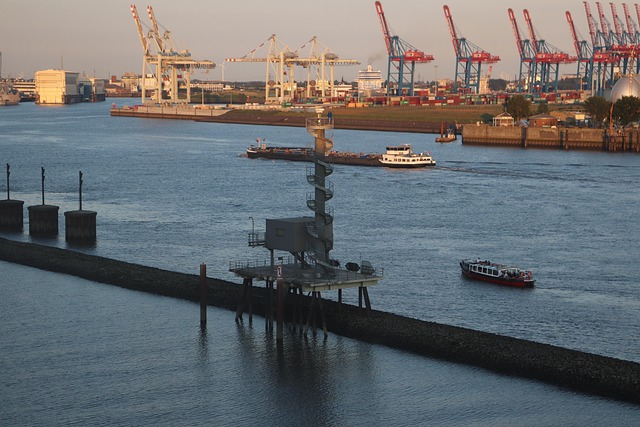 Free Port Dusk photo and picture