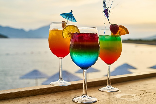 drink, cocktail, summer, nature, holiday, relief, hotel, luxury, pine, alcohol, cooling, bar, cold, ice, liquor, liquid, alcoholic, celebration, refreshing, restaurant, cocktails, healthy, sea, beach, view