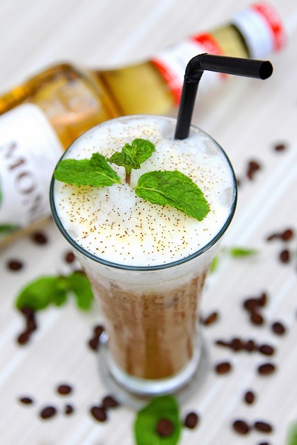 Free Drink Cafe photo and picture