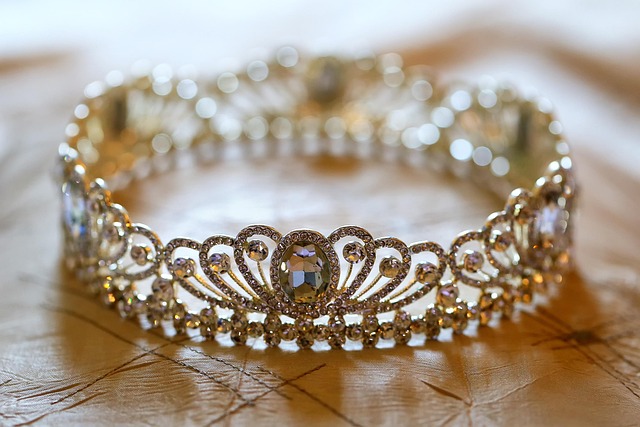 Free Crown Wedding photo and picture