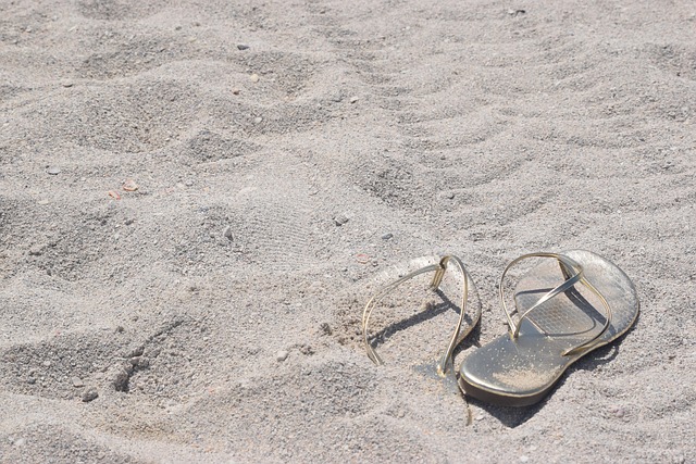 Strand, Sand, Gold, Flip Flops, Ferien