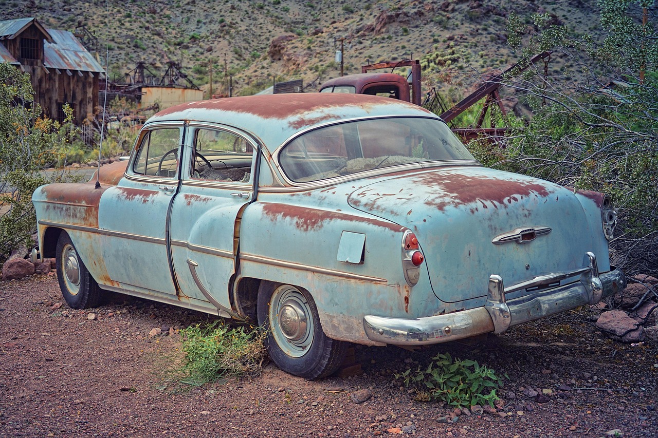 Antique Car - free online jigsaw puzzle photo