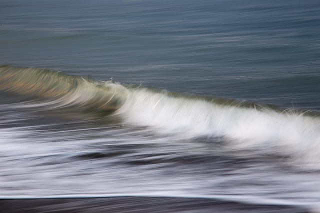 Free Sea Waves photo and picture
