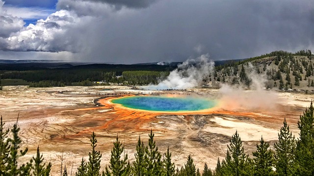 Free Yellowstone Spring photo and picture