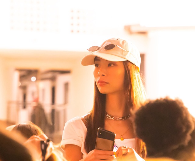 Free Asian Woman photo and picture