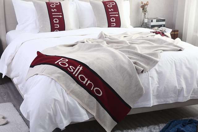 Free Bedding Pillowcases photo and picture