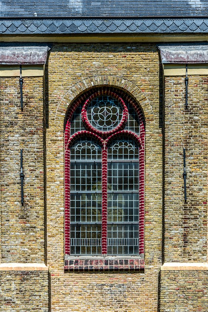 Kirke, Vindue, Arkitektur, Religion