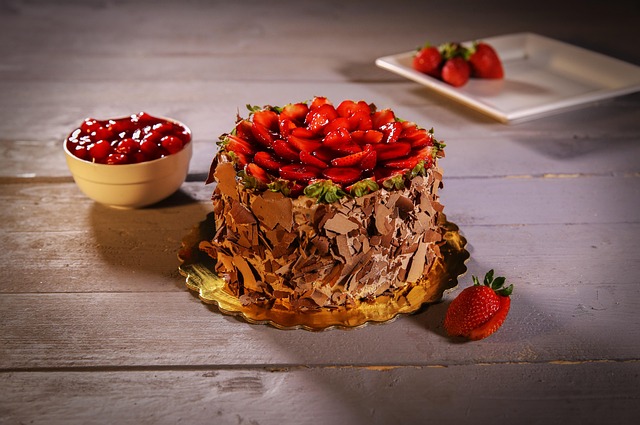 Free Strawberry Cake Cake photo and picture