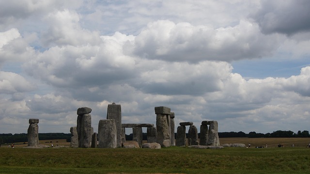 Free Stonehenge Stone Circle photo and picture