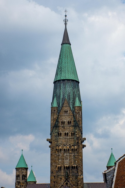 Kirke, Landskab, Arkitektur, Himmel