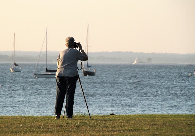 Free Photographer Woman photo and picture