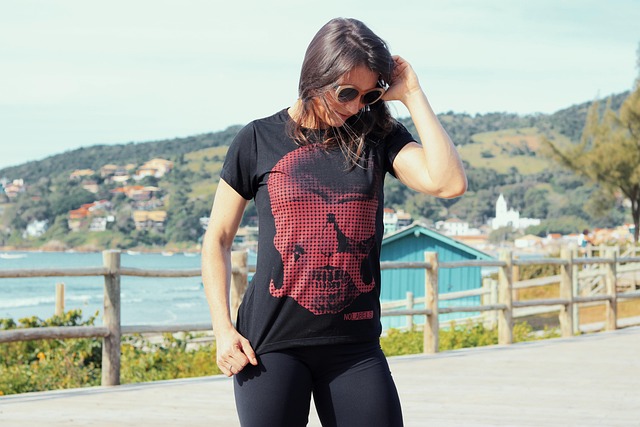 Free T-Shirt Female photo and picture